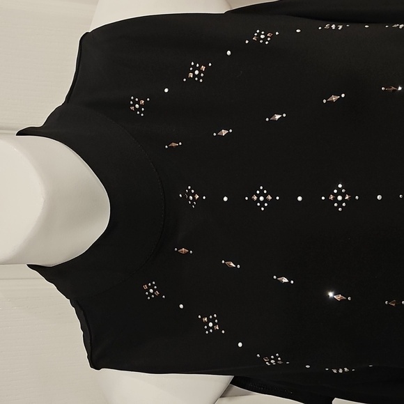 WHBM Cold Shoulder Embellished Dress Sz  S NWT MSRP $130 - Picture 6 of 10